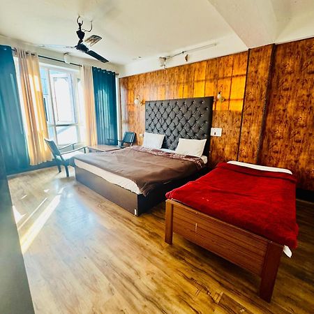 Olive Ventures, Royal Inn, Ritz Srinagar (Jammu and Kashmir) Exterior photo